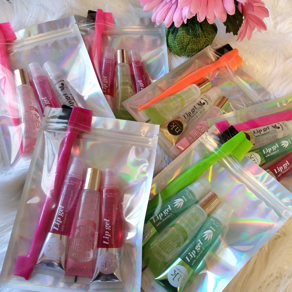 Beauty Bundle 4pc. Set - Picture 2 of 4